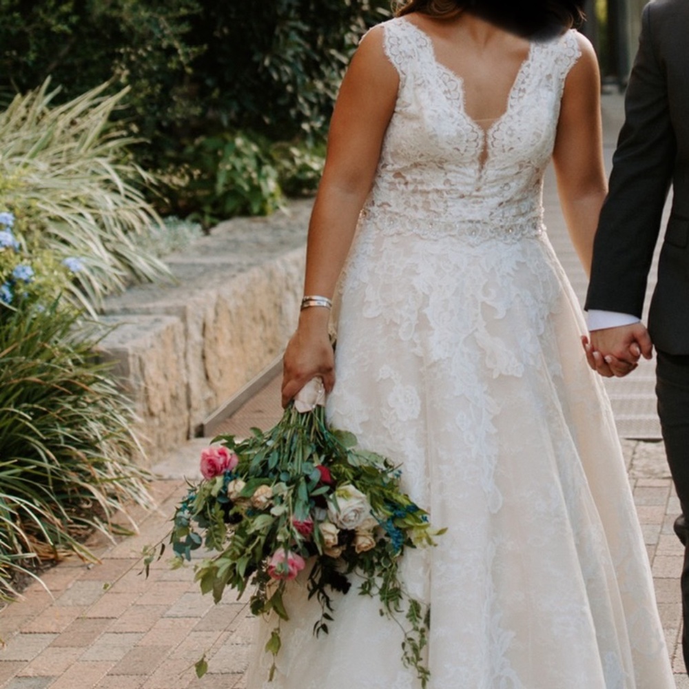 Pronovias Wedding Dress